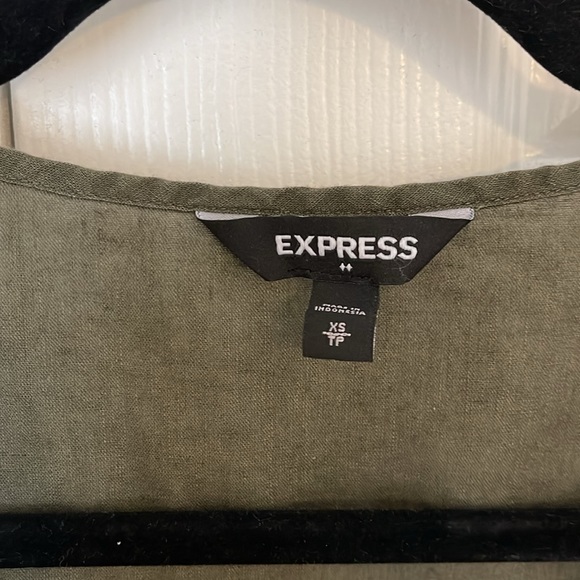Express Tie-front Tank - Forest Green - Picture 3 of 4
